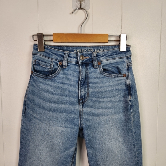 American Eagle AEO Mom Jeans Stretch High Waisted Rise Tapered Size 00 Long Tall - Picture 4 of 10